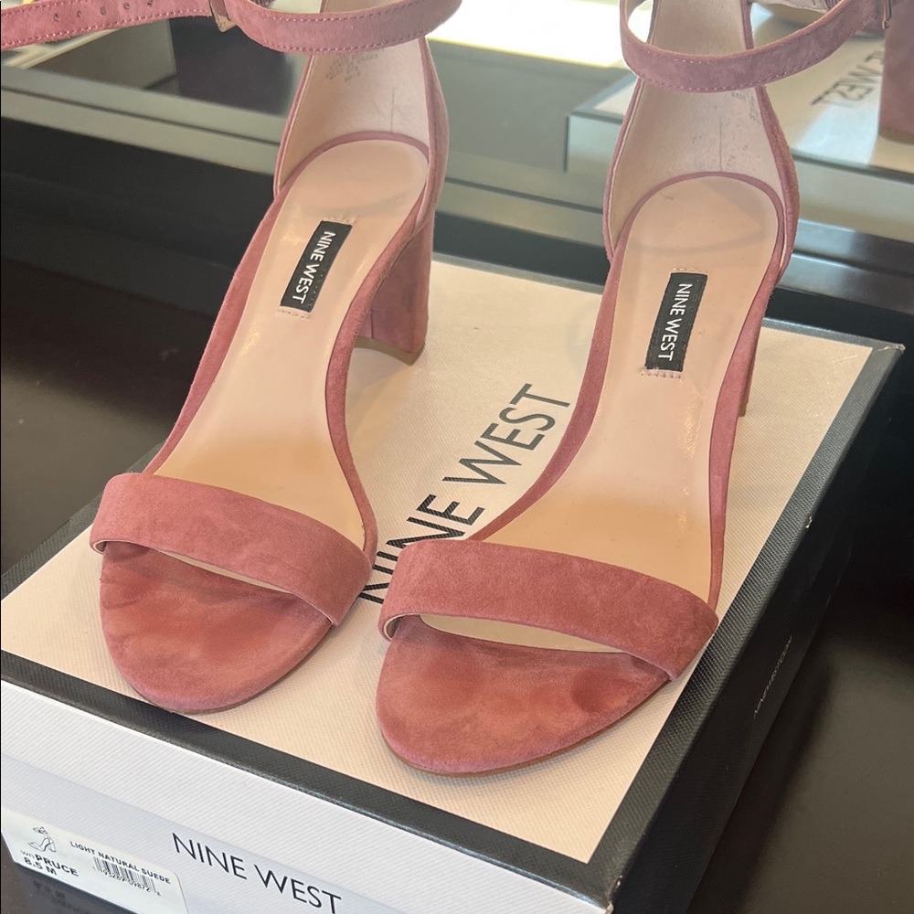 Nine West Women's Rose Suede Block Heels size 8.5